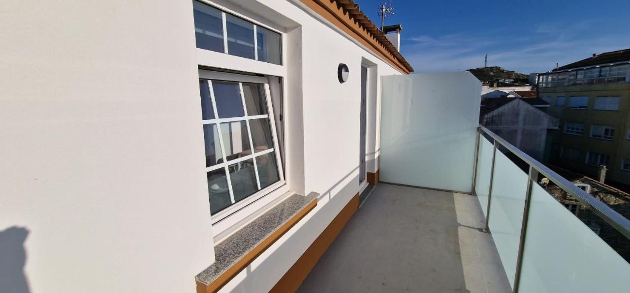 Estudios En Plaza Cabo Da Vila Centro Muxía Eksteriør billede
